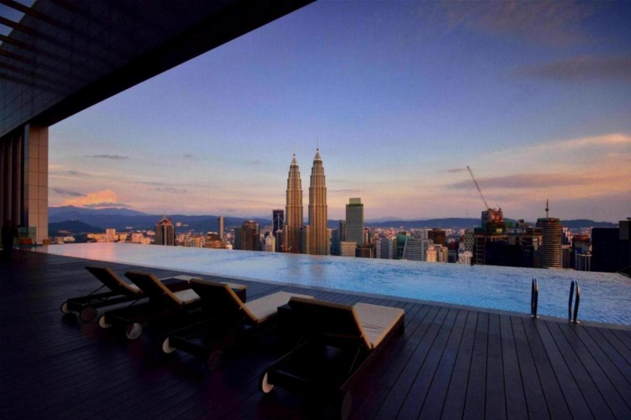 life in malaysia for foreigners (2).webp